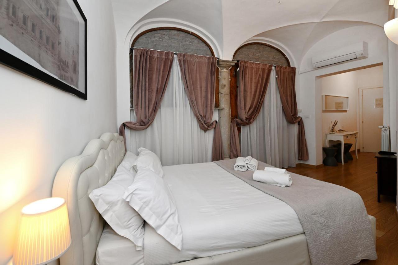 Sangallo - Residenze Romanae Pensión