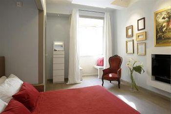 Sangallo - Residenze Romanae Pensión