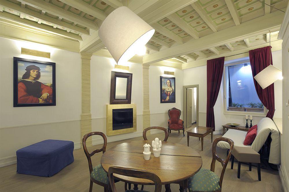 Sangallo - Residenze Romanae Pensión Roma