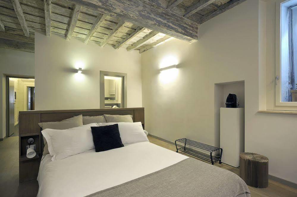 Sangallo - Residenze Romanae Pensión Roma